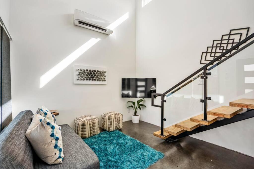 Quantum Tiny Loft At East End Revitalized Houston Esterno foto